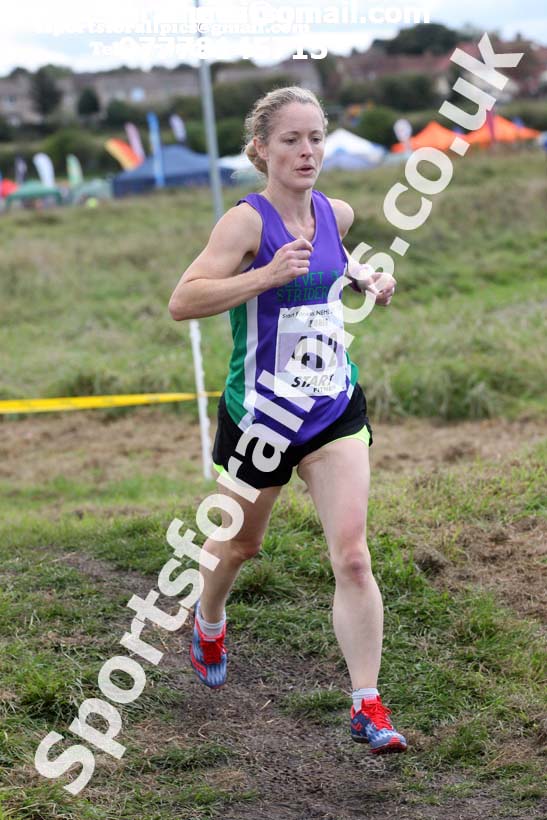 Senior womens Start Fitness North Eastern Harriers League, Wrekenton, Gateshead. Photo:  David T. Hewitson/Sports for All Pics